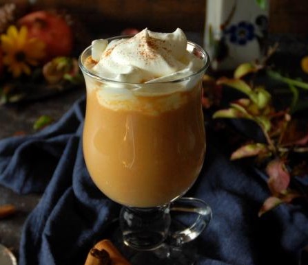 băuturi calde. Pumpkin spice latte