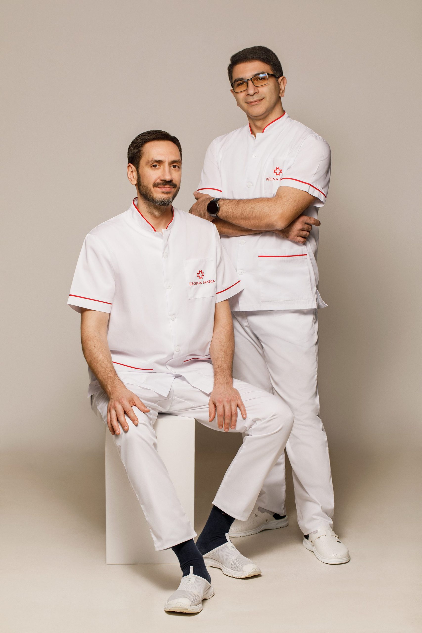 Medicii Ionuț Sandu și Emin Mammadov