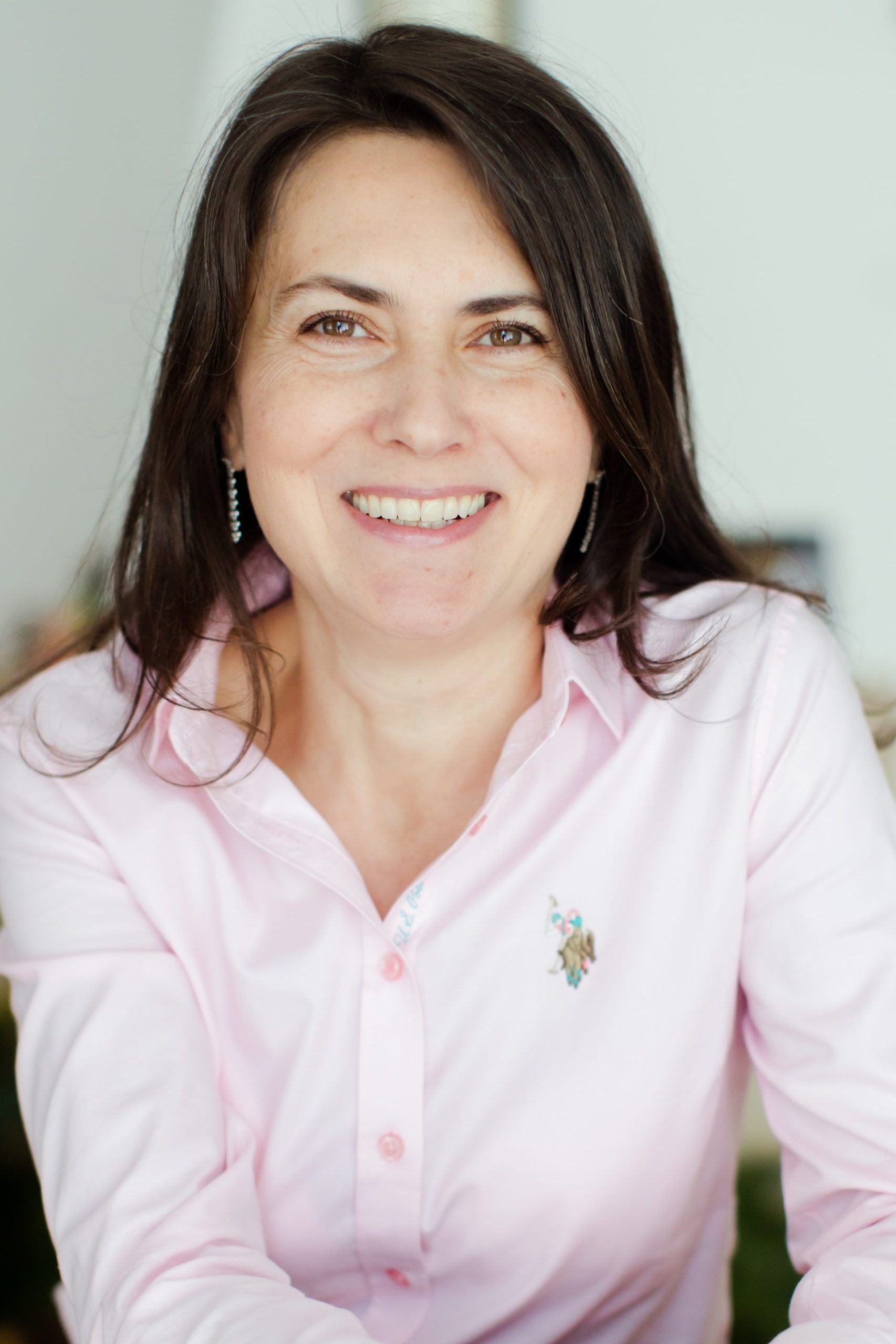 hipnoterapia. Laura Hanganu