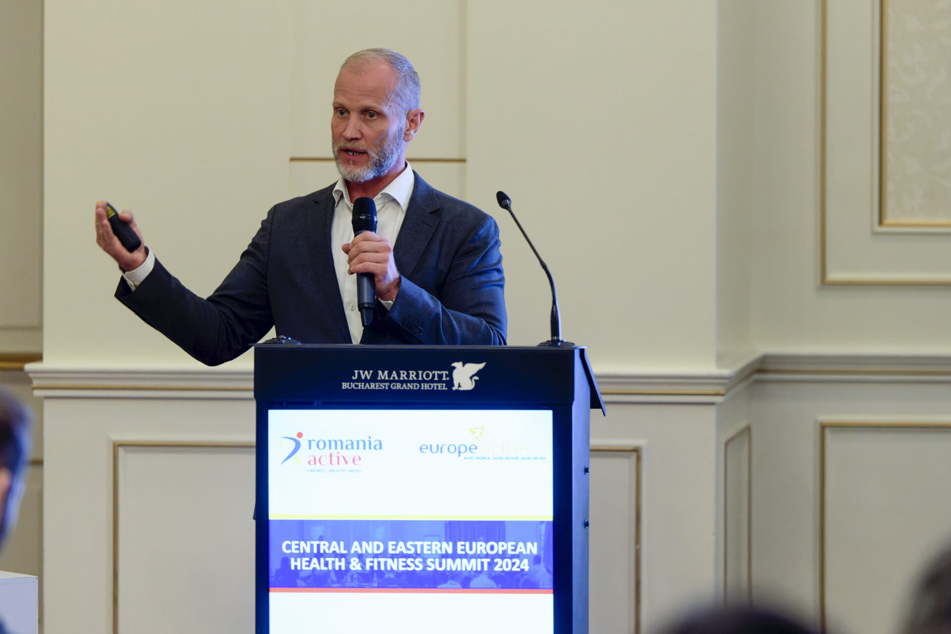 Kent Orrgren, Președinte RomaniaActive și CEO World Class